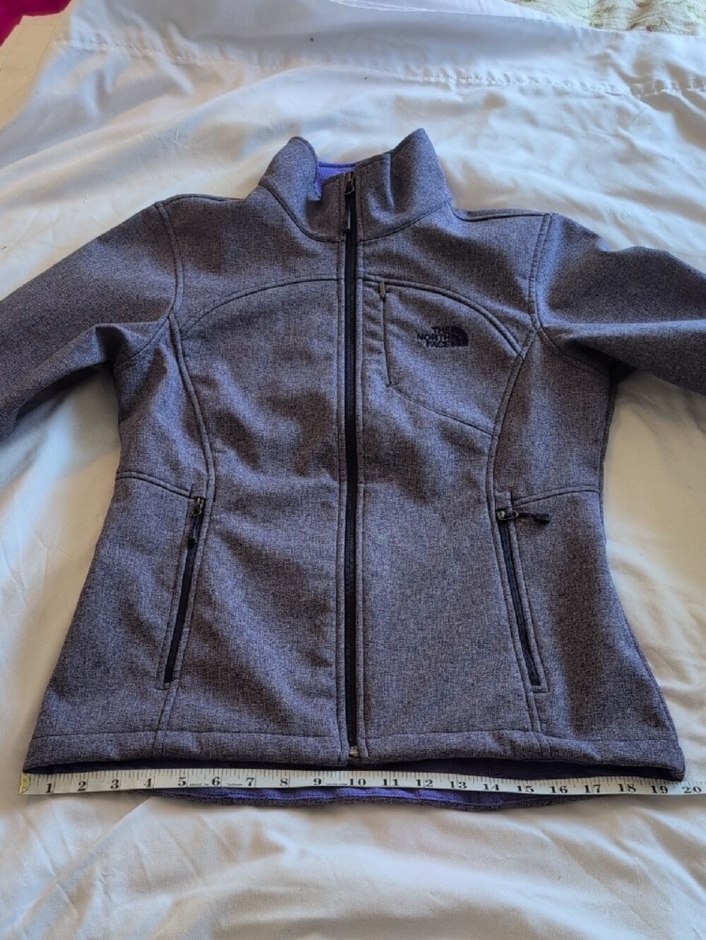 The North Face Women’s Soft-Shell Jacket - Picture 7 of 12